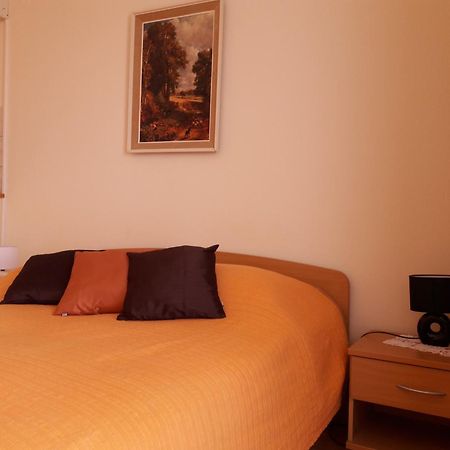 Guest House Jelsa Jelsa  Quarto foto