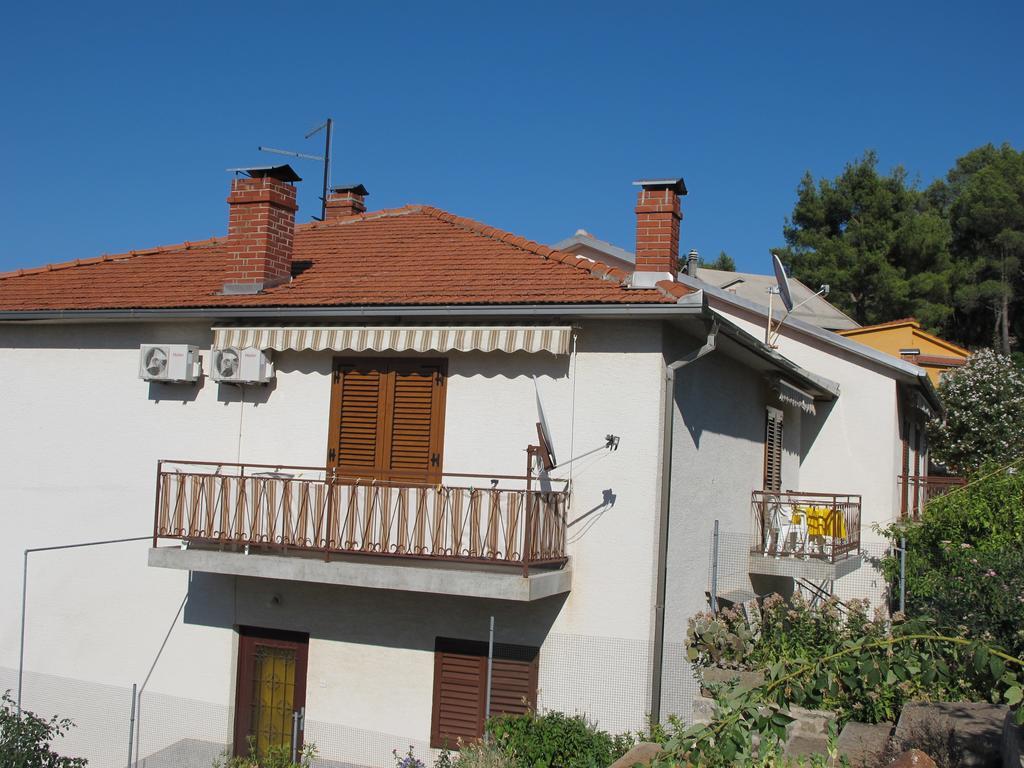 Guest House Jelsa Jelsa  Quarto foto